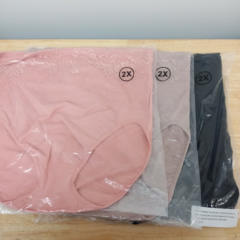 Rhonda Shear 3-Pack Cotton Blend Lace Trimmed Brief #4225